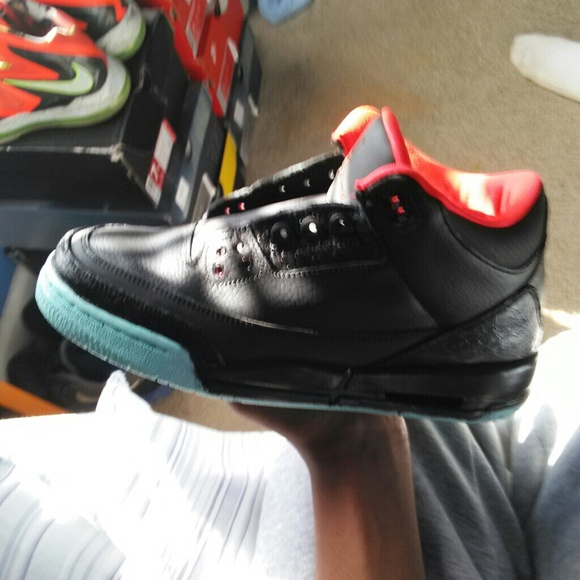 Jordan 3 Yeezy Custom - Picture 3 of 3