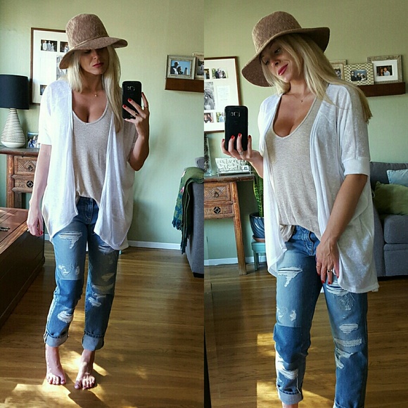 White Open Cardigan - Picture 3 of 4