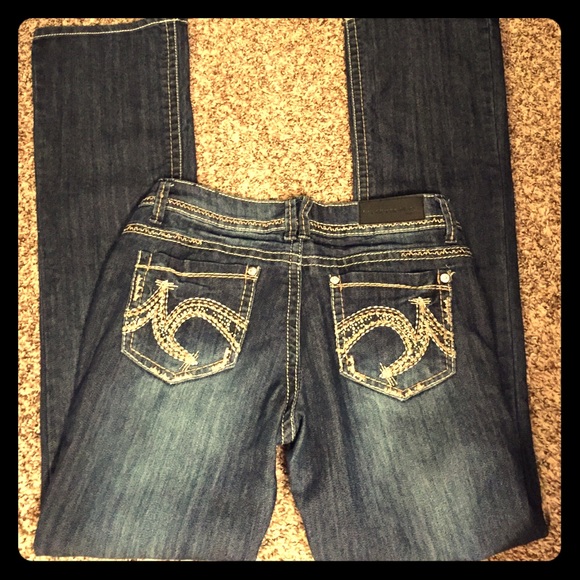 Hold @heatherlansing wentyone black by Rue 21