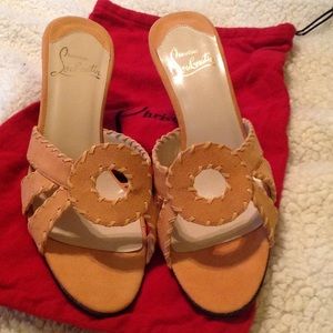 Christian Louboutin blush suede heels - ❤️