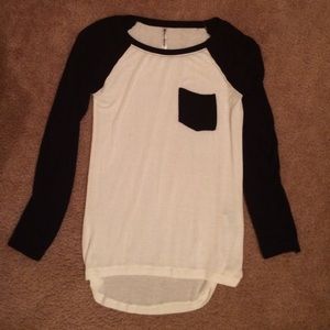 Long sleeve shirt.