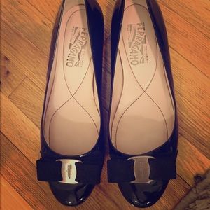 Ferragamo ballerina flats
