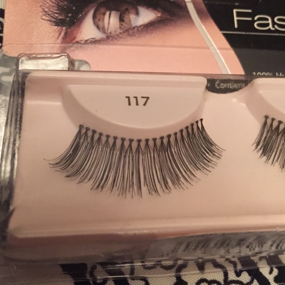 🚫Bundled🚫ake lashes bundle (2 pairs) - Picture 2 of 3
