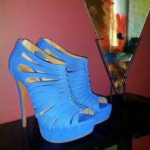 SCHUTZ open toe caged bootie. Worn once.