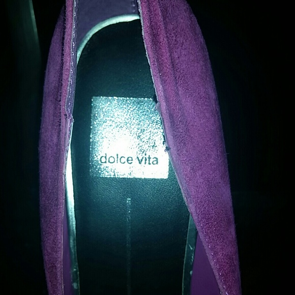 Dolce Vita Sexy Fuchsia Platform Pump. - Picture 4 of 4