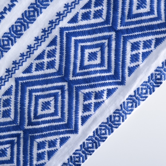 🎉HOST PICK🎉 Embroidered Tank - Picture 2 of 4