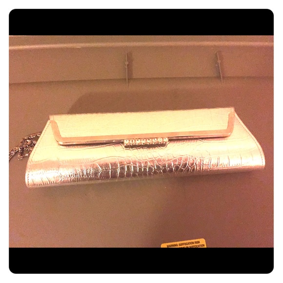 Clutch purse