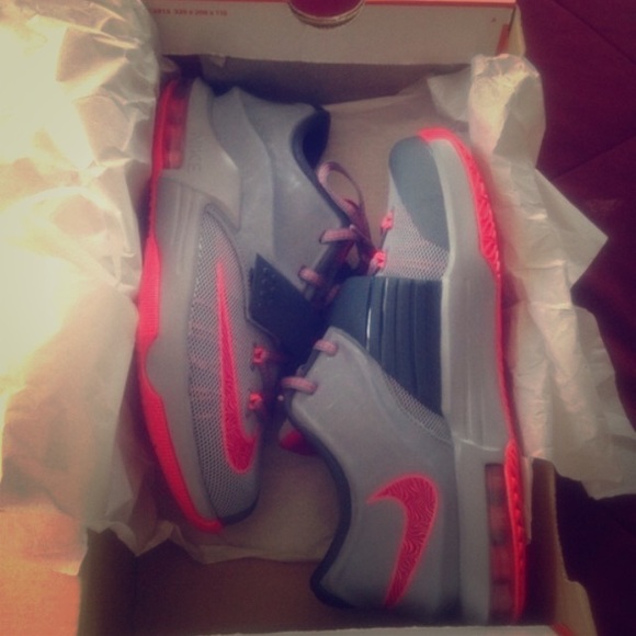 Nike kd size 4.5 - Picture 1 of 2