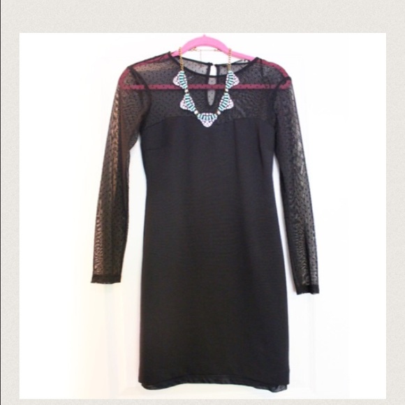 (SOLD) Bundle suggestion 2 dresses for $20!