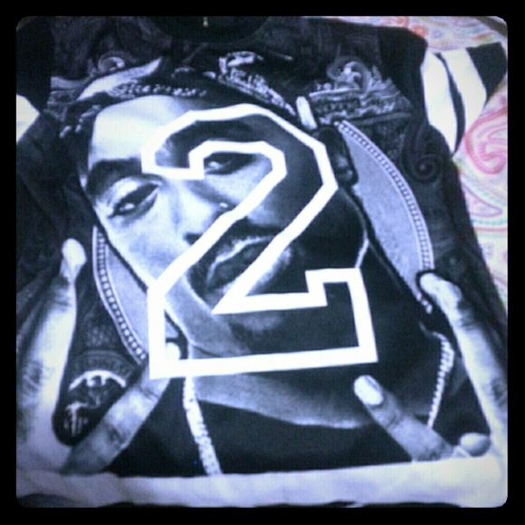 Tupac shirt  NWOT SOLD ON MERCARI