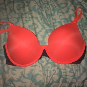 Pink by VS wear everywhere push up 36D