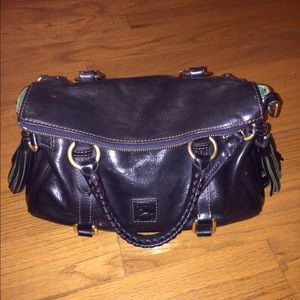 Dooney & Bourke pocketbook
