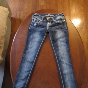 •Almost Famous• Skinny Jeans