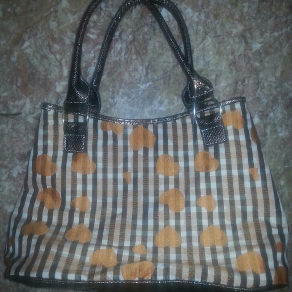 Adorable Handbag - Picture 2 of 3