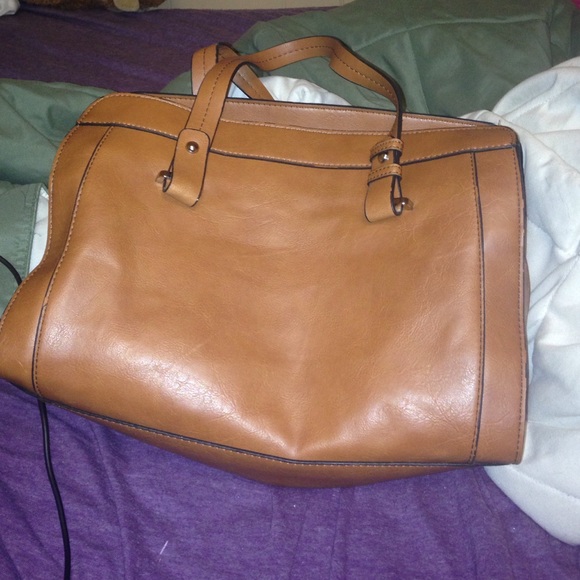 Handbags - never used purse!