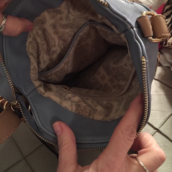 Blue and tan purse - Picture 2 of 4
