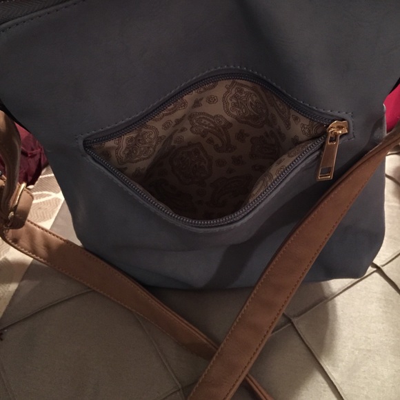 Blue and tan purse - Picture 3 of 4