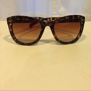 🎀Betsey Johnson sunglasses🎀