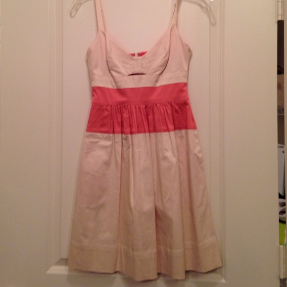 Adorable Jessica Simpson day dress!