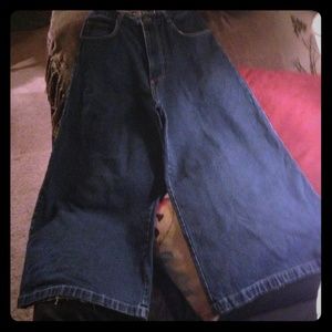 Great condition. Wide leg jeans.
