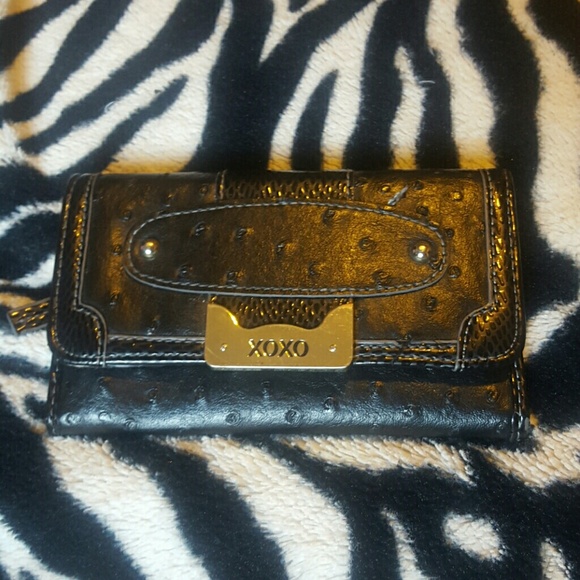 Super Cute XOXO Wallet