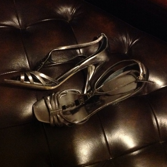 Grey Nine West Sandals w/black stones