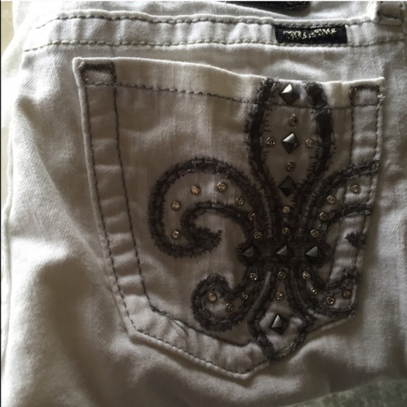 Miss Me Capri's