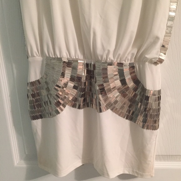 Gorgeous White Sequins Dress - Picture 2 of 3