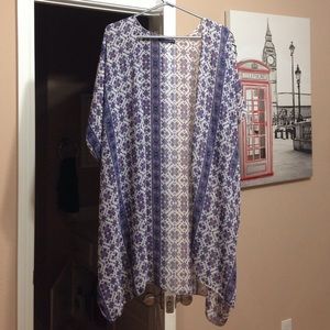 brandy melville kimono (on hold)
