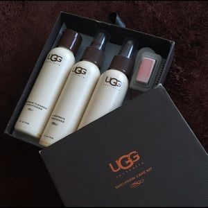 Ugg sheepskin care kit