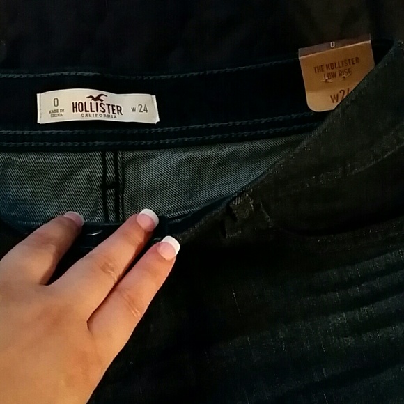 Shorts - Picture 2 of 3