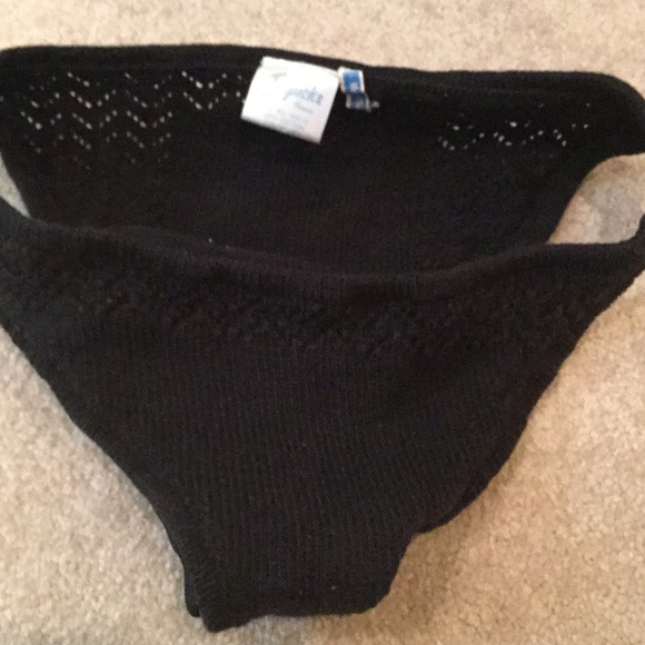 Crochet Bottom in Black Reef