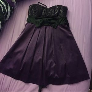 Purple Homecoming/Prom Dress w/ Black Sequence