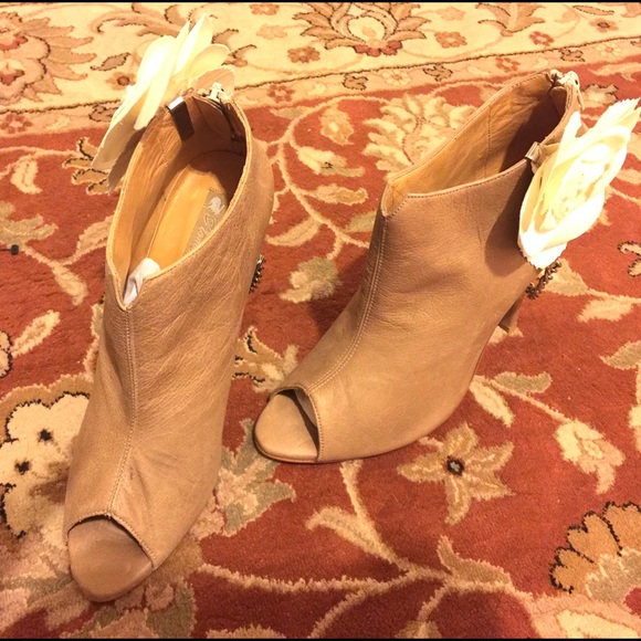Plomo Open Toe Camilia Flower Booties