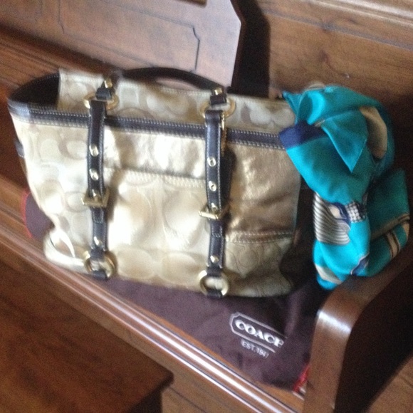 Coach mid size purse