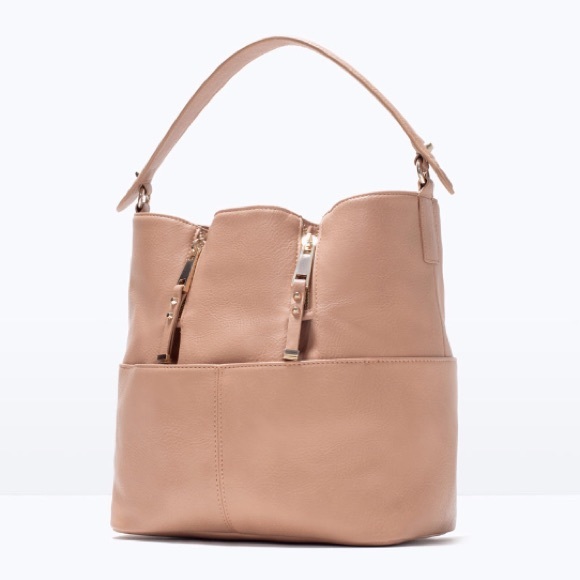 Zara Bags - 🎉Host Pick🎉 Zara Bucket Bag with Zips