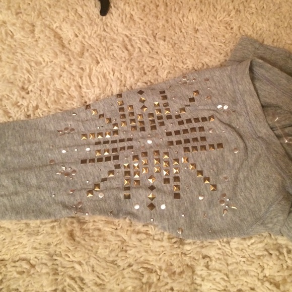 Top - Picture 3 of 3