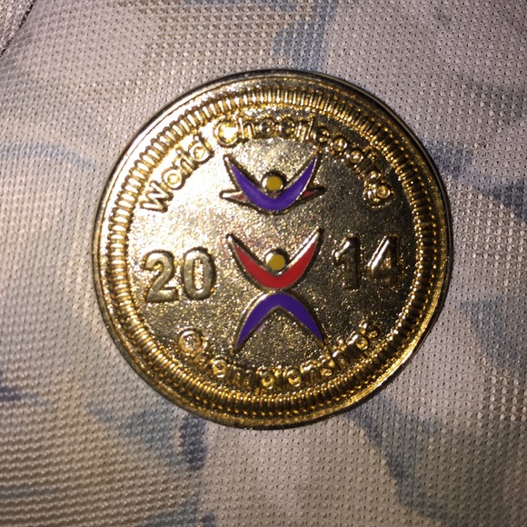 Single Pronged Int. 2014 Cheerleading Worlds Pin