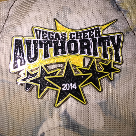 Double Prong Vegas Cheer Authority 2014 Worlds Pin