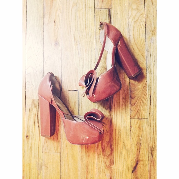 Brown Open-Toed Pumps