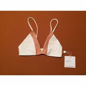 ❌SOLD❌ $75 🅿️🅿️ NWT Acacia Swimwear Pupukea Top