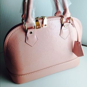 Small Blush Pink Clamshell Dome Satchel Bag NWT