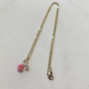 Flower crystal necklace