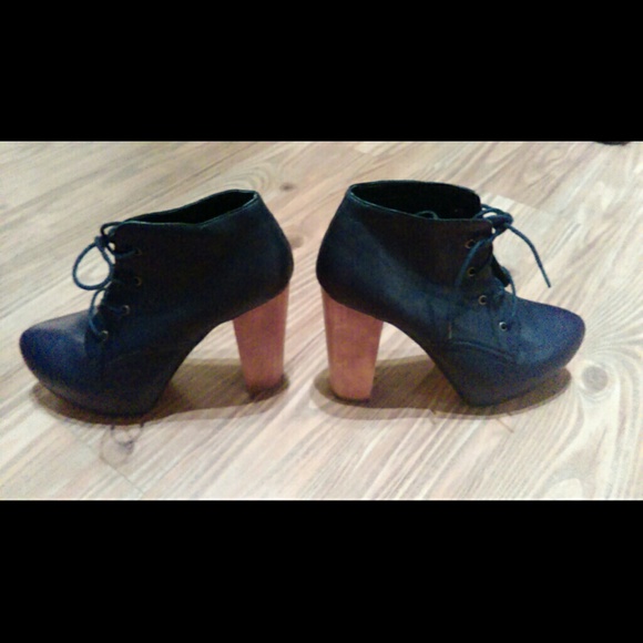 Steve Madden Craizie Booties