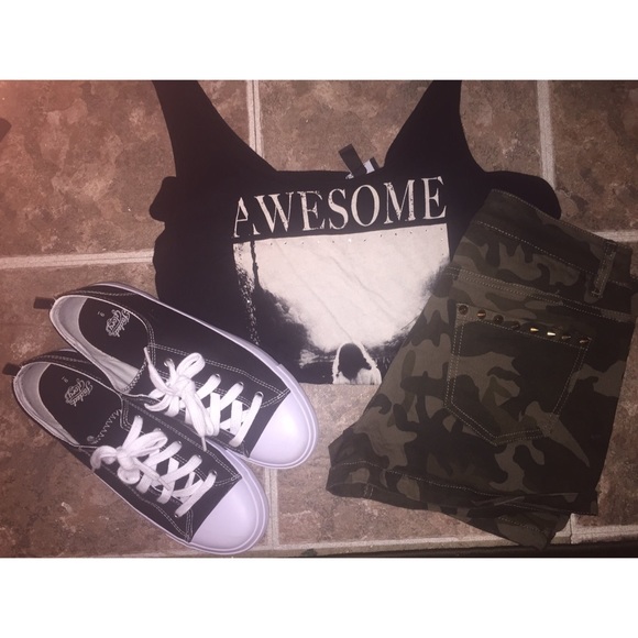 Black MANGO tank