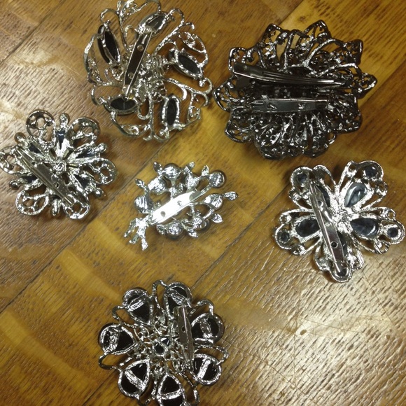 Vintage like pin/brooch. Wedding decor/bouquet. - Picture 2 of 2