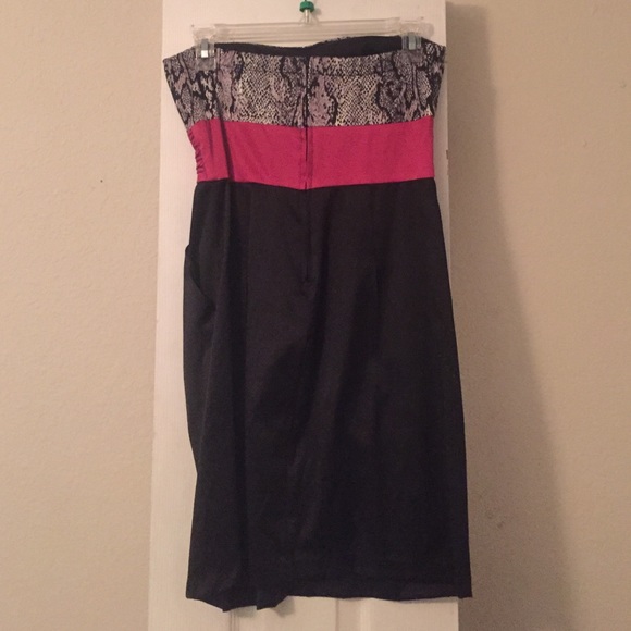 Dress - Picture 2 of 2