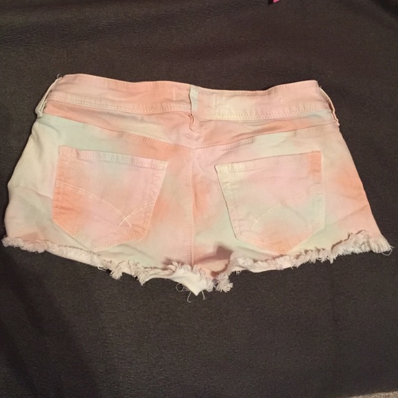 Shorts - Picture 2 of 2