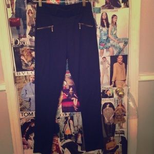 Black legging/pants💕