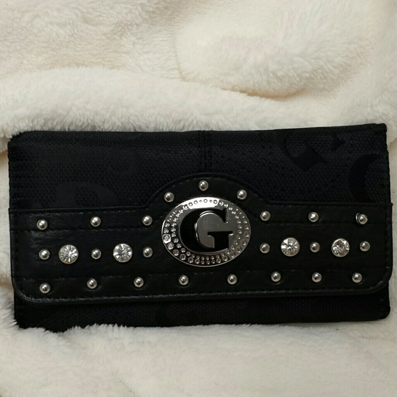 Women's Wallet - Picture 1 of 3